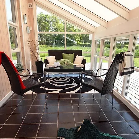 בית נופש Holiday Rugmarken C- 3855 *